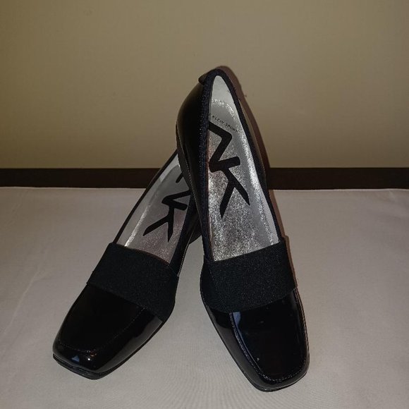 AK Anne Klein Sport Wedges -Size 7 1/2 - Picture 1 of 6